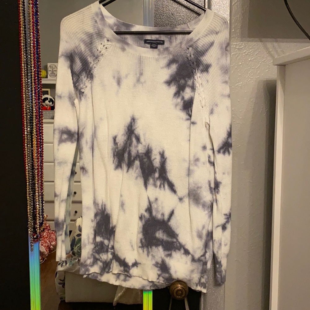Blue marble sweater